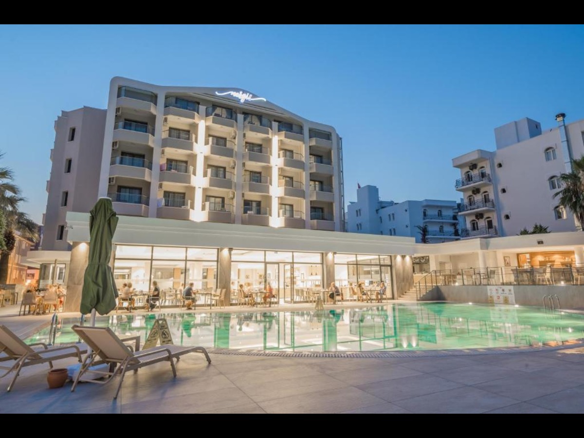 Premier Nergis Beach Hotel